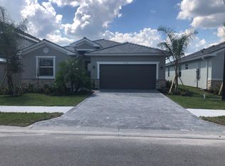 2115 Hamlin St, Naples, FL 34120