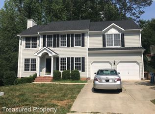 2 Woodcliff Cir, Durham, NC 27712