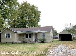 3243 W Page St, Springfield, MO 65802