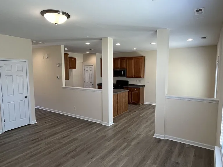 242 Summit Park Ct — Photo 11