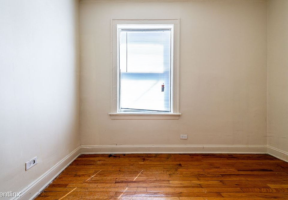 8001 S Carpenter St Apartments Chicago Bedroom_02