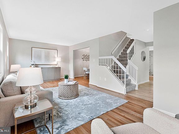 4th image of 3069 White Birch Ct