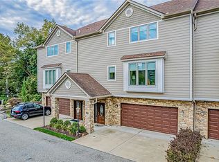 89 Delaware Ave, Oakmont, PA 15139