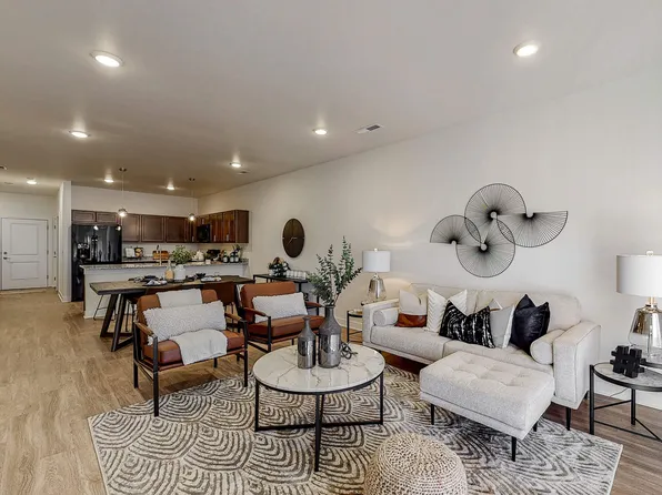 Centennial Crossing, 1325 SE Centennial Pkwy #1325MAS, Waukee, IA 50263