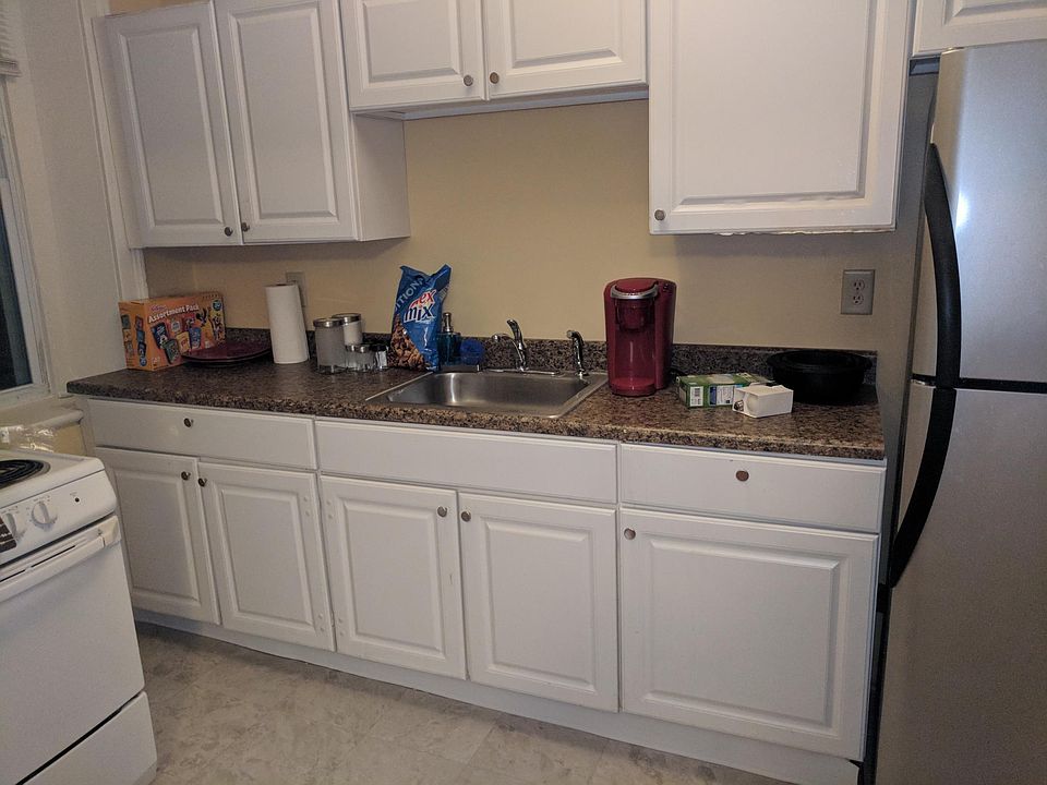 1 Sutton St Northbridge, MA, 01534 Apartments for Rent Zillow