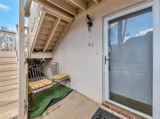 901 Bridge Ln SE, Smyrna, GA 30082