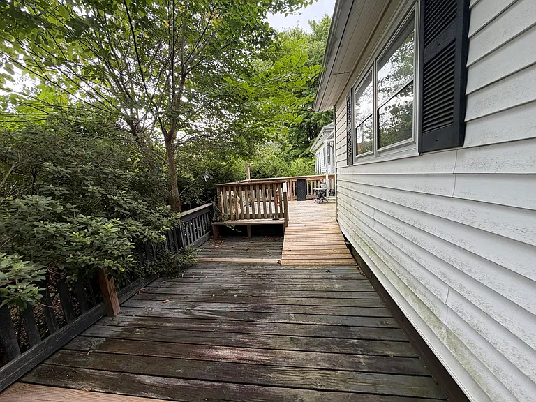 17355 Warwick Blvd — Photo 7