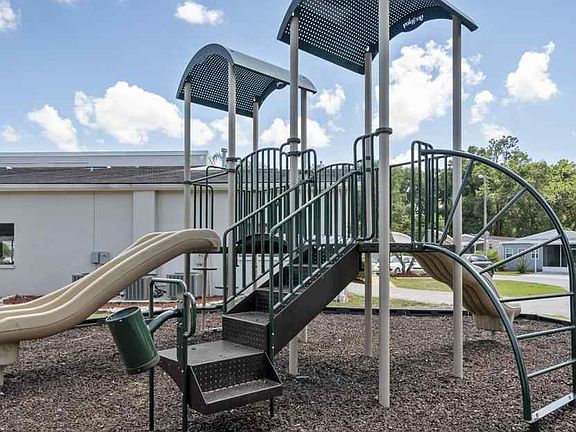 4th image of 400 Parkwood Estates Dr #1a4