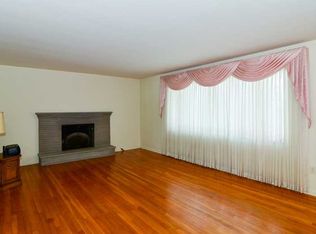 1912 S Clearview Rd, Glenshaw, PA 15116