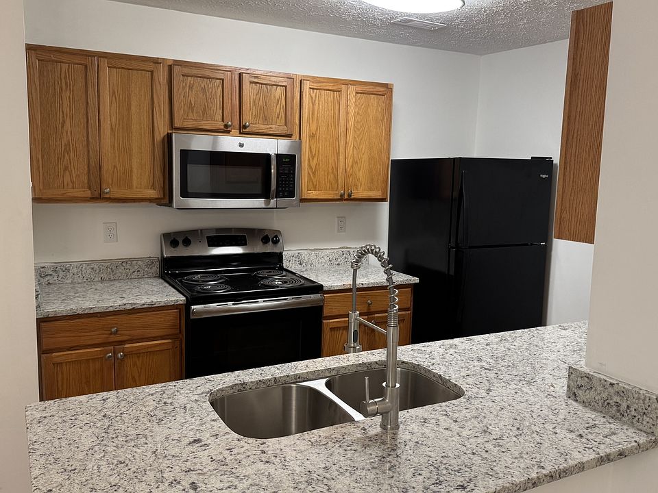 2nd image of 3831 Waldrop Ln