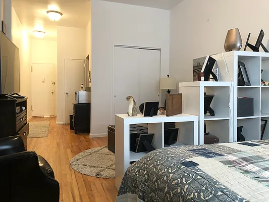 Rented by Lindemar LLC | media 7