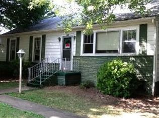 718 University Pkwy, Johnson City, TN 37604
