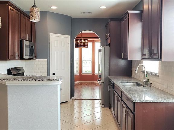 5th image of 18950 Hartford Falls Ln