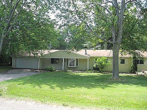 2nd image of 4695 Pelton Rd