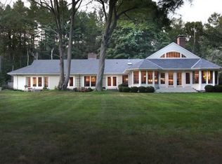 28 Old Concord Rd, Lincoln, MA 01773