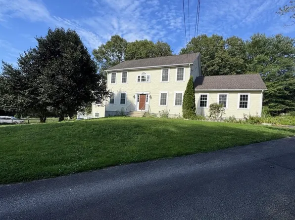 52 Middle Rd, Preston, CT 06365