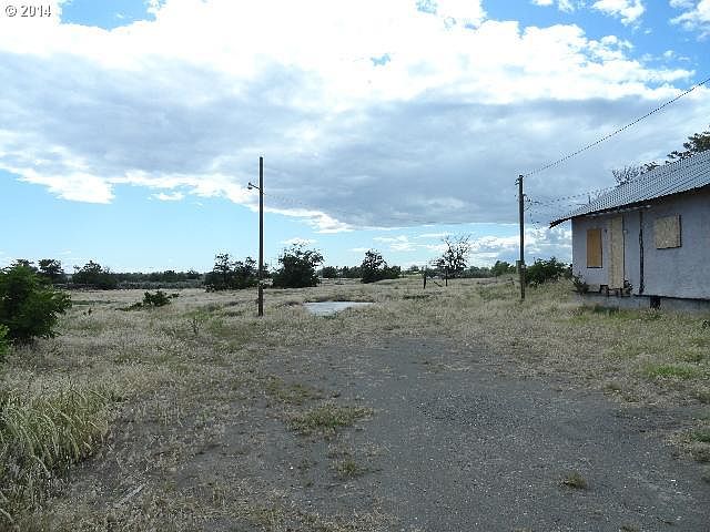 2nd image of 1567 N Townsend Rd