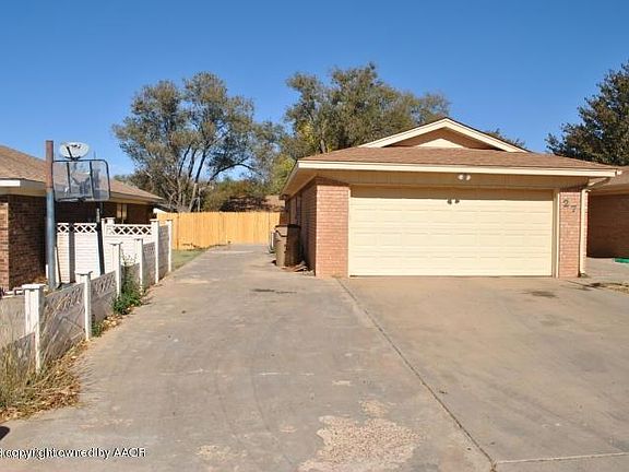 4th image of 27 Idlewood Ln