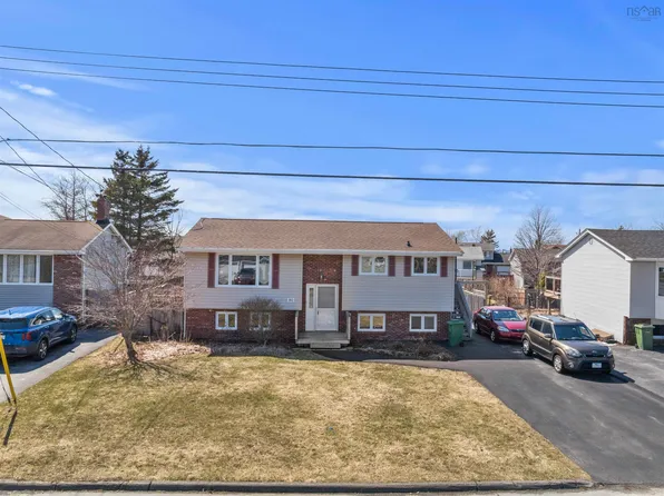 80 Wexford Rd, Halifax, NS B2V 1S1
