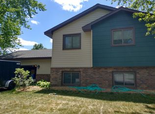 6907 Sumac Ct, Centerville, MN 55038