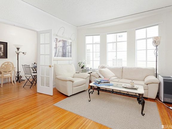 5th image of 1950 Gough St APT 107