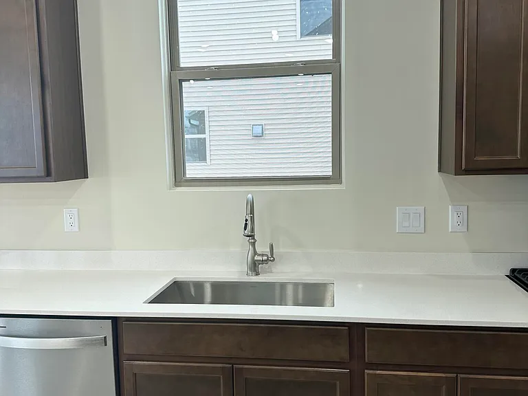 719 W Spaniel Dr — Photo 33
