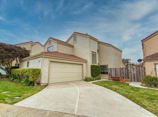 146 Dolphin Cir, Marina, CA 93933