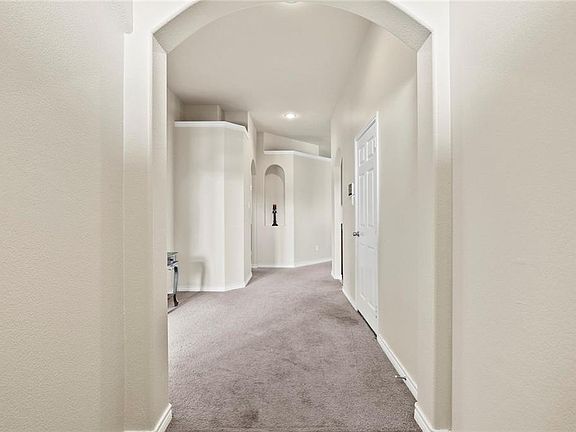 5th image of 3525 Kimberly Ln