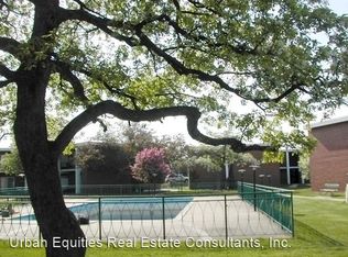 140 E Lake St #10B, Elmhurst, IL