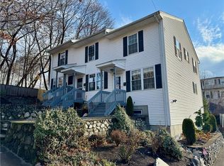 234 Dunedin St, Cranston, RI 02920