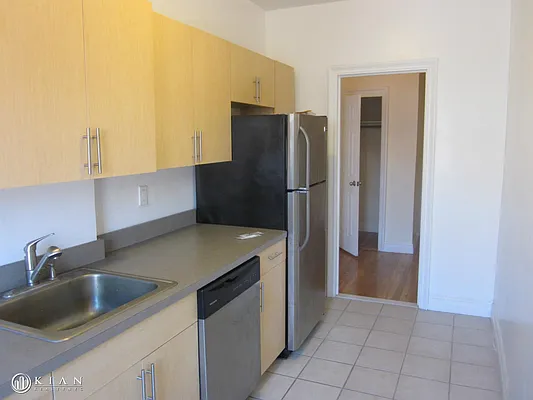 Rented by Kian Realty | media 3