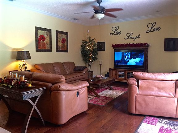 5th image of 2505 Woods Ln