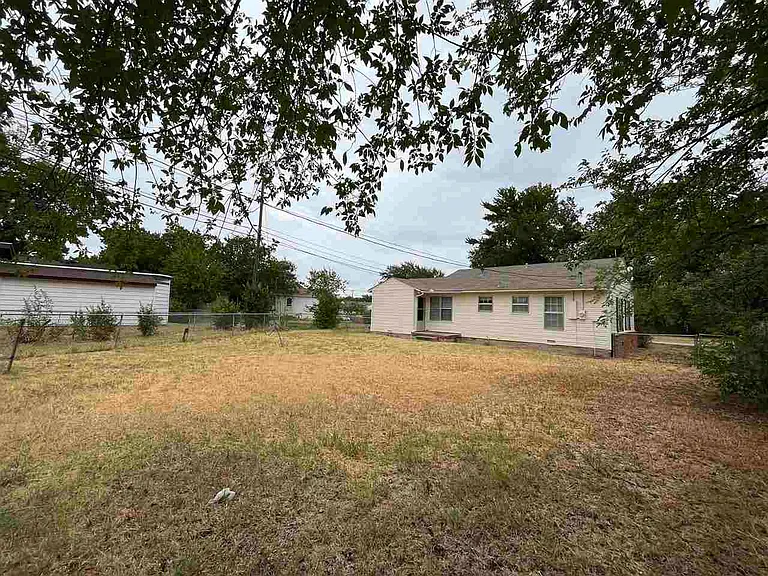 4300 McCutchen Ave — Photo 27
