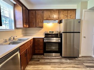 355 Peabody Dr APT 6, Clarksville, TN 37042