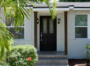 3614 W Sterling Cir, Tampa, FL 33629