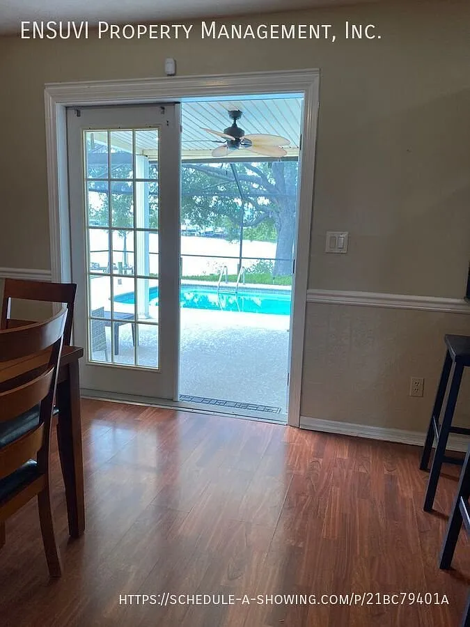 Stunning 5-bedroom, 4-bathroom home located in the desirable community of Cobia Cay — Photo 4