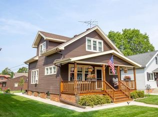 1930 S 15th St, Sheboygan, WI 53081