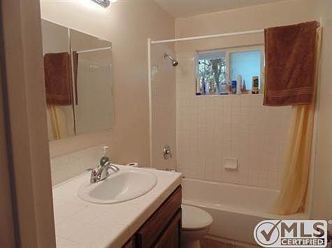 2nd image of 22416 Lanark St