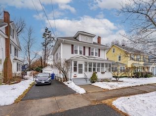 24 Manchester Ter, Springfield, MA 01108