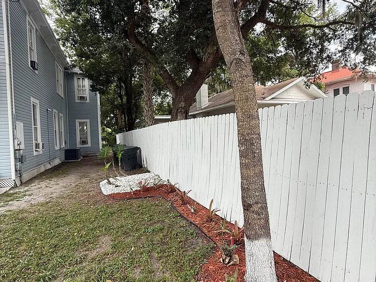 520 S Broadway Ave #5 — Photo 2