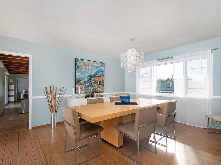 1375 Muirlands Vista Way — Photo 7