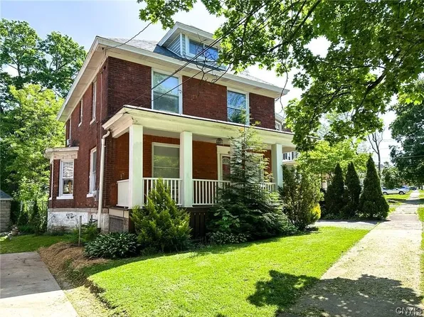 29 Prospect St, Utica, NY 13501