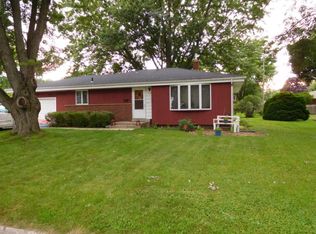 1110 Adrian Blvd, Fort Atkinson, WI 53538