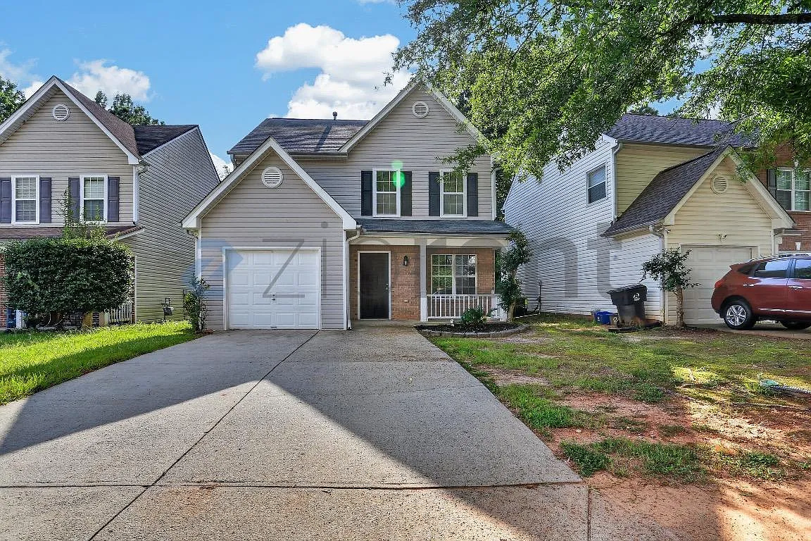 3 bed, 2.5 bath, 1595 sqft, $1,890 — Photo 1