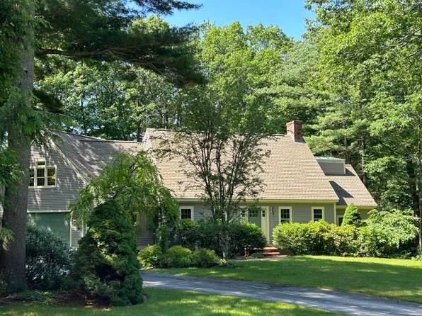 7 Pine Ledge Drive, Scarborough, ME 04074