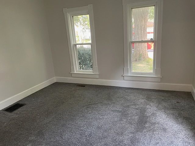 1st image of 627 S 7th St #1/2