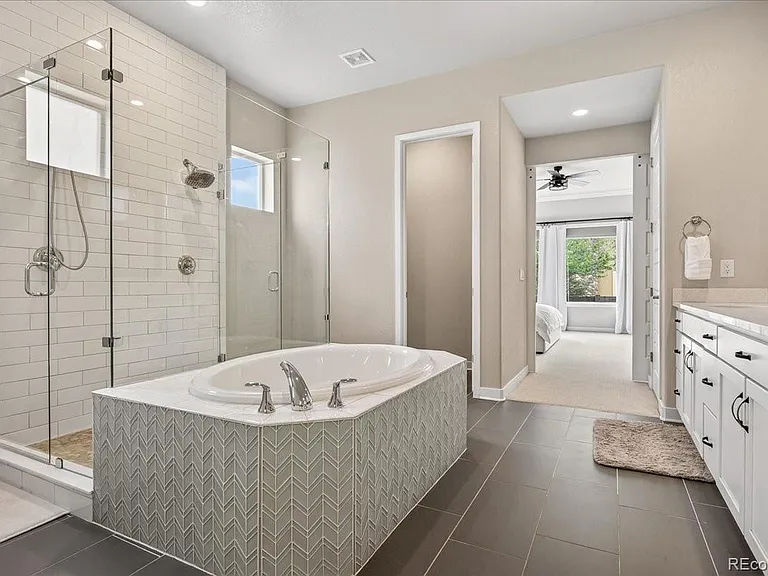 22280 Boundstone Dr — Photo 23