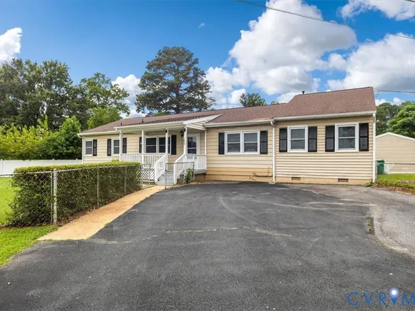 427 Deerfield Dr, Petersburg, VA 23805