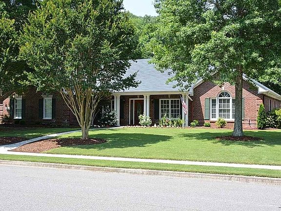 2nd image of 2801 Willowick Trl SE