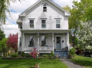 25 Lincoln Ave, Northampton, MA 01060